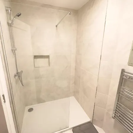 Entire Cozy Guest House Galway Extérieur photo
